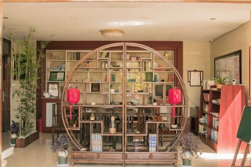 Kaihua Jinzhihu Hotel