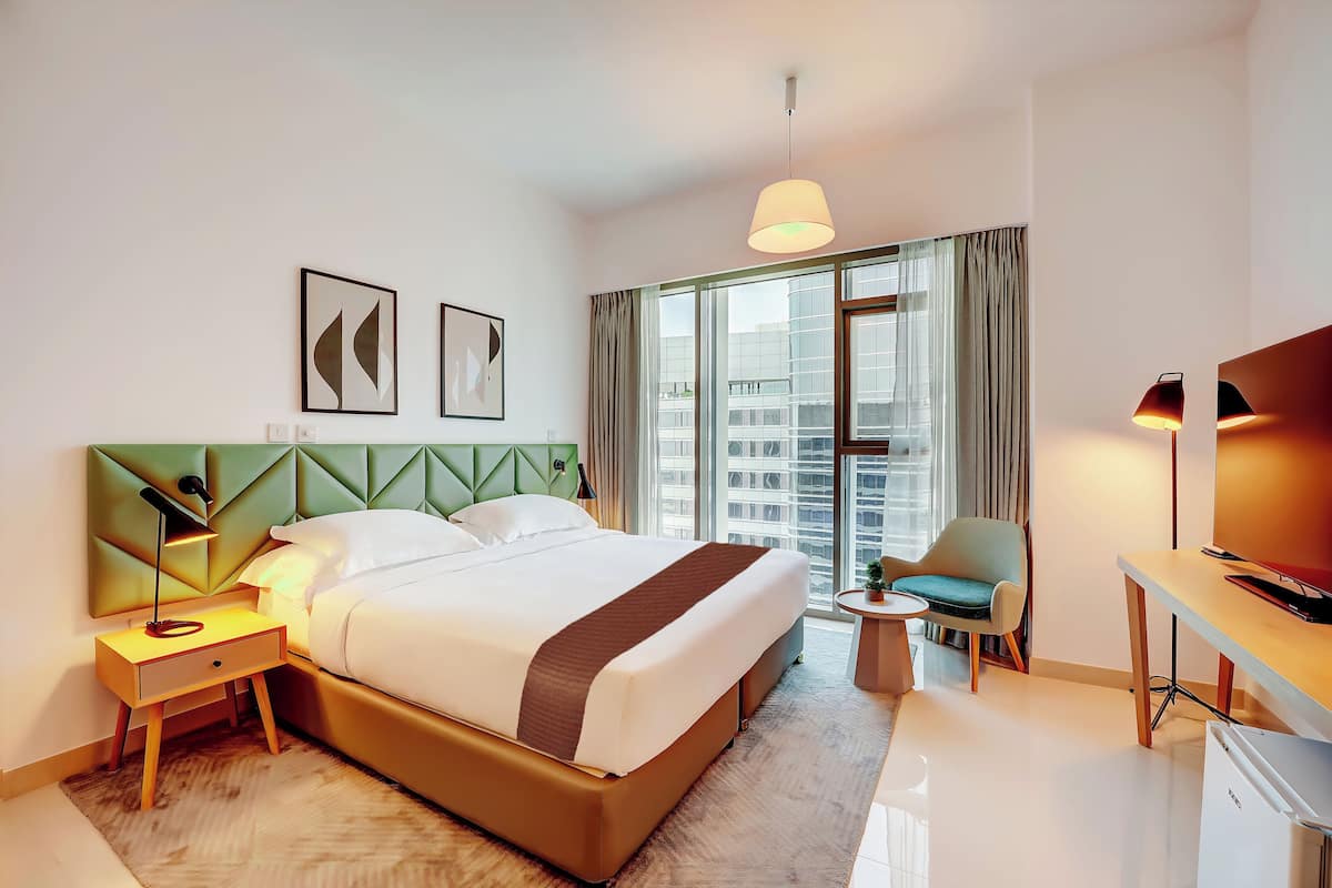 2 bedrooms, in-room safe, desk, laptop workspace