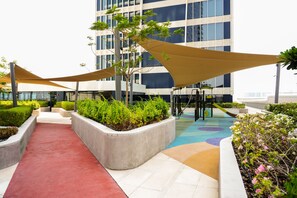 Área de juegos infantiles al aire libre