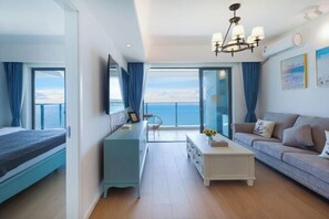 Room - Huizhou Xiaojing Bay Guanhaiju Resort Hotel (Huizhou)