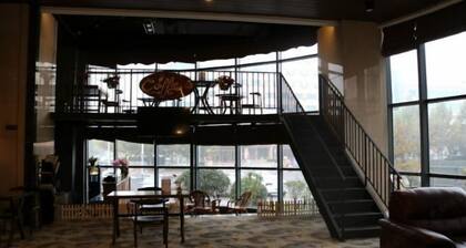 Huaxi Garden Hotel (Qingdao Liuting Airport)