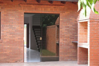 Duplex Aeropuerto c/cochera

