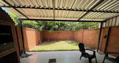 Duplex Aeropuerto c/cochera