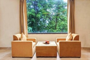 Suite | 1 bedroom, soundproofing, free WiFi