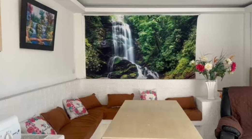 Acogedor Espacio Cerca De Los Balnearios De La Merced - Quito