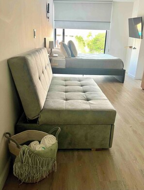 1 Schlafzimmer, B ügeleisen/Bügelbrett, WLAN, Bettwäsche