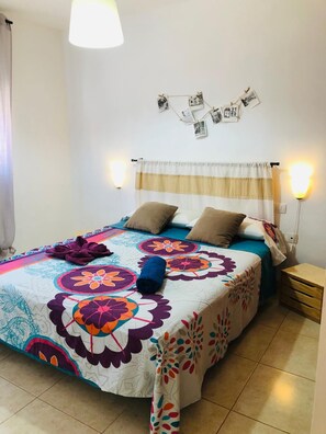 2 bedrooms, iron/ironing board, WiFi, bed sheets - COMFORTABLE APARTMENT WITH GARAGE (SAN CRISTOBAL DE LA LAGUNA)