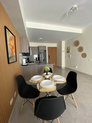 Dining - New apartment with all amenities, one minute walking distance to the beach. (Boca Chica)
