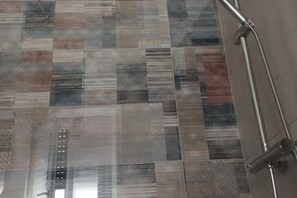 Hand-held showerhead