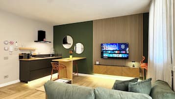 Smart TV, stereo