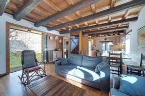 Fernseher, Kamin