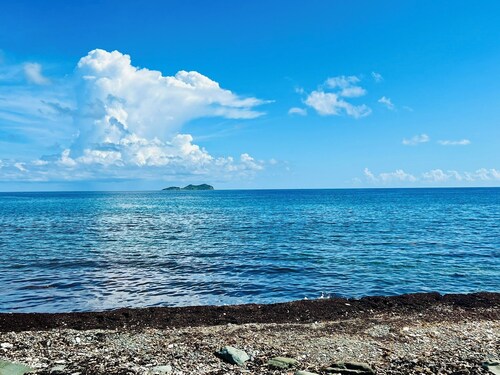 Relax in Fortuna! Villa with Free Car, AC in Bedrooms, Snorkeling Nearby