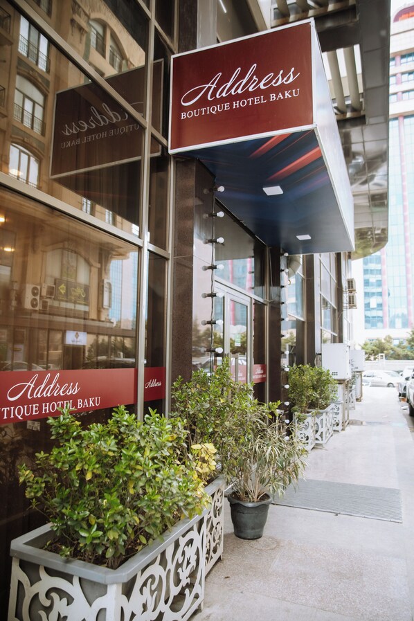 Exterior - Address Hotel (Baku)