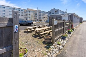 屋外ダイニングエリア