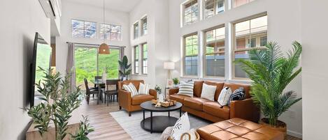 House (3 Bedrooms) | Front of property