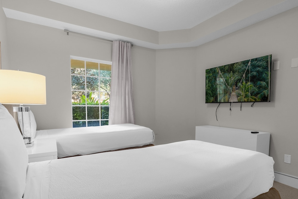 2 Bedroom Condo at WorldQuest near Disney Orange County Vrbo