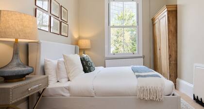 The Earl's Court Hideout - Lovely 4bdr House With Garden