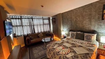Standard Double Room | Soundproofing, free WiFi