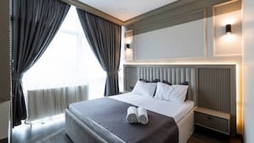 Deluxe Double Room, Jetted Tub | Soundproofing, free WiFi