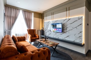 Superior Triple Room | Soundproofing, free WiFi - Kral As Süite Hotel (Istanbul)