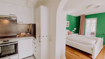 Comfort Apartment, Private Bathroom | Private kitchen