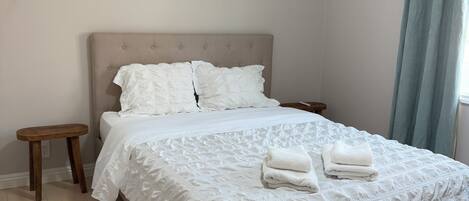 3 bedrooms, iron/ironing board, WiFi