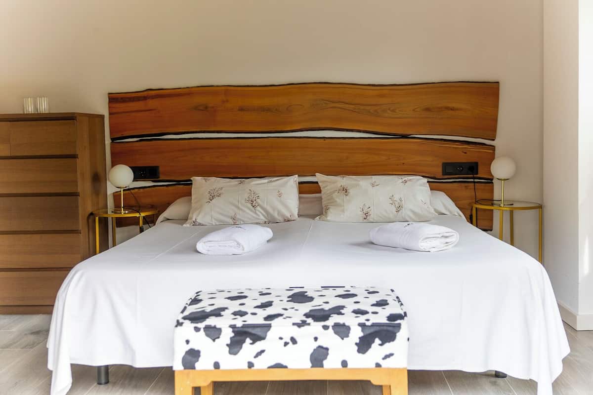 Deluxe Double or Twin Room, Balcony, Mountain View | Premium bedding, memory foam beds, desk, travel crib