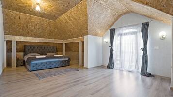 4 dormitoris, wifi i roba de llit