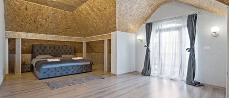 4 عدّة غرف نوم وواي فاي وملاءات أسرّة