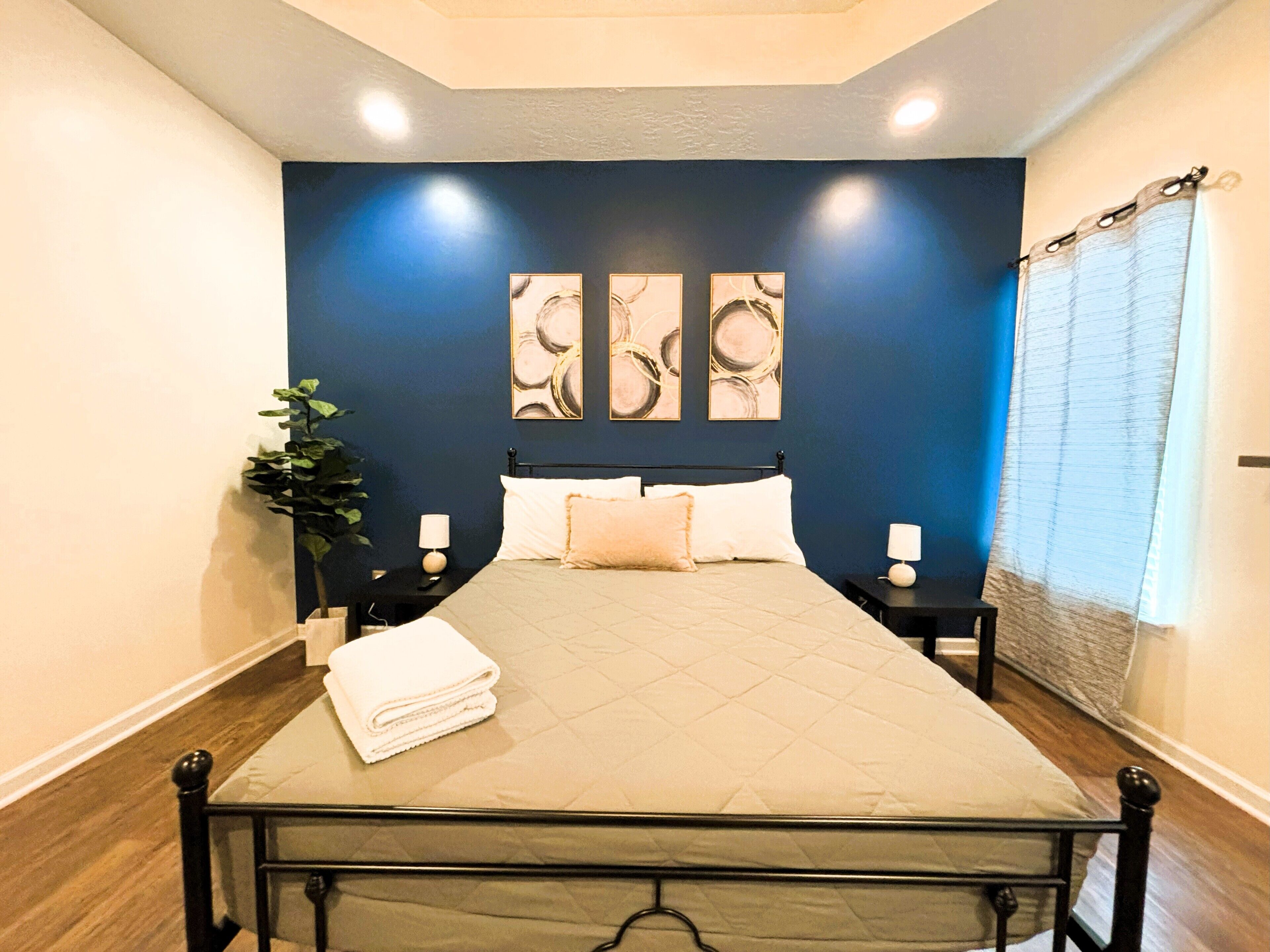 3 bedrooms, iron/ironing board, travel cot, WiFi