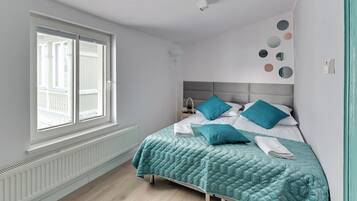 1 habitación, tabla de planchar con plancha y wifi gratis
