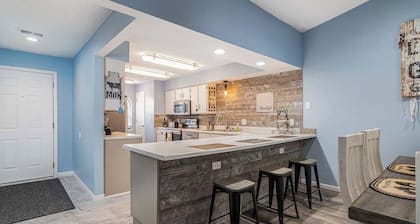 Gathering Place at the Foothills Near Parks!