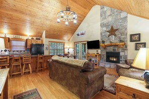 TV, fireplace, offices