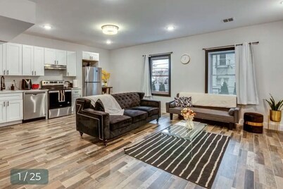 New Luxury 1Bdr Apt. Free Parking & Private Backyard