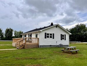 Exterior - Cheerful 2 bedroom home close to Cave Run Lake

 (Salt Lick)