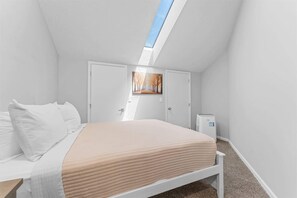 3 bedrooms, iron/ironing board, travel cot, WiFi