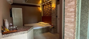 BORA BORA MOTEL