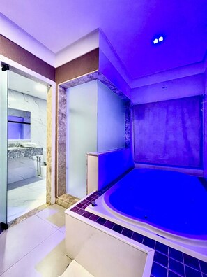 Minibar, free WiFi, bed sheets - BORA BORA MOTEL (Salvador)