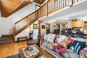 TV, fireplace, DVD player