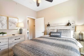 4 Schlafzimmer, Bügeleisen/Bügelbrett, Reisekinderbett, WLAN