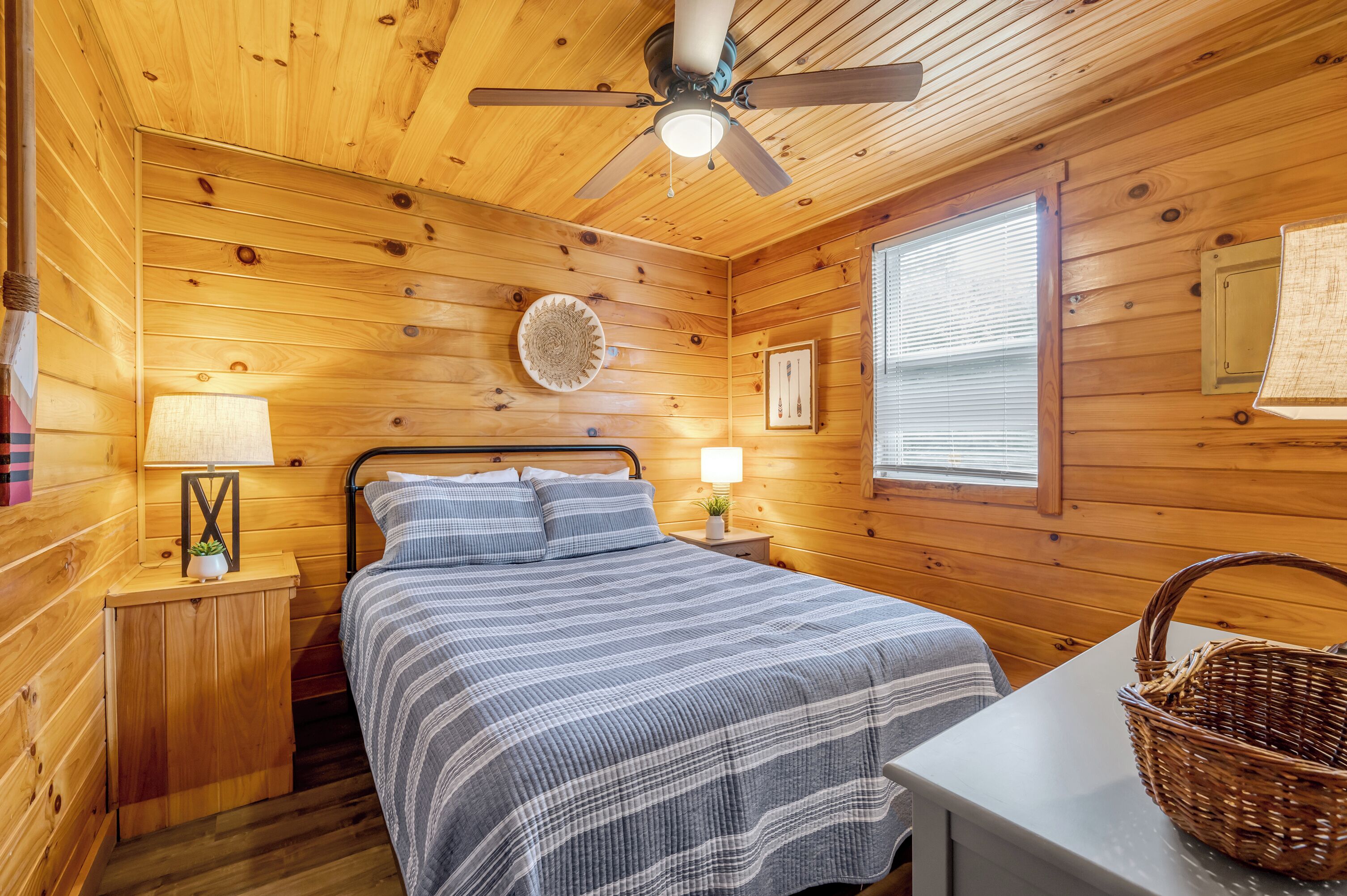 1 makuuhuone, silitysrauta/-lauta, ilmainen Wi-Fi, vuodevaatteet