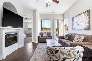 TV, fireplace, DVD player, offices