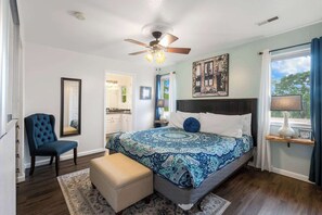 2 bedrooms, iron/ironing board, travel cot, WiFi