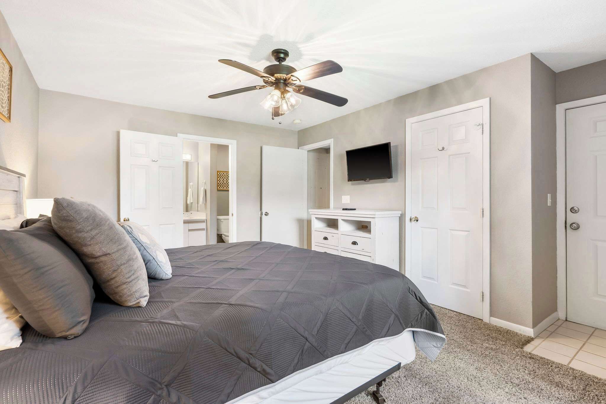 2 bedrooms, iron/ironing board, travel crib, WiFi