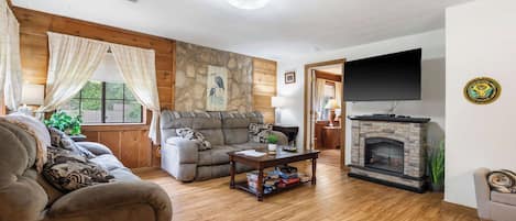 Télévision, cheminée