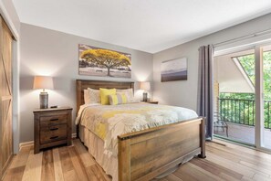 3 bedrooms, iron/ironing board, travel cot, WiFi