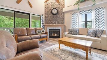 TV, fireplace, offices