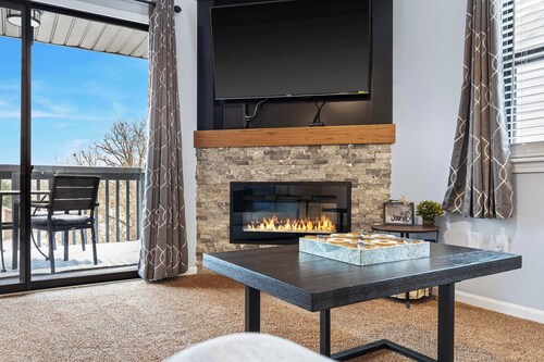 Legacy View at Pointe - Branson