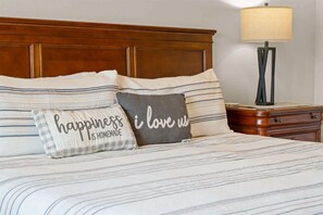 2 bedrooms, iron/ironing board, travel cot, WiFi