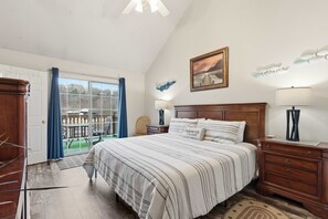 2 habitaciones, tabla de planchar con plancha, cuna de viaje y wifi